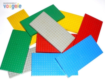 LEGO 5 high plates in different colours and sizes