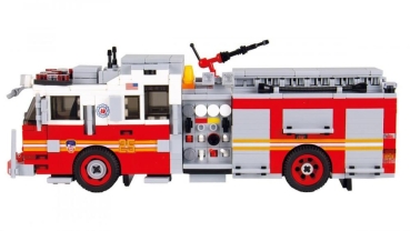 BlueBrixx Fire TruckSeagrave Pumper Version 1 red/white