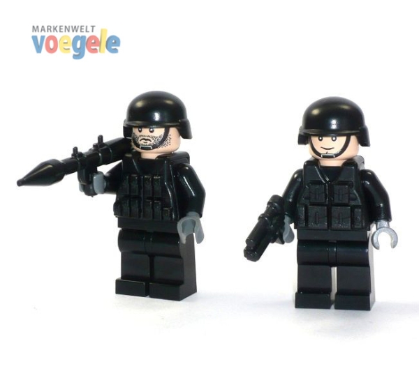2 Custom Figure SWAT soldier with weapen and much Brickarms accessories made of LEGO bricks gun