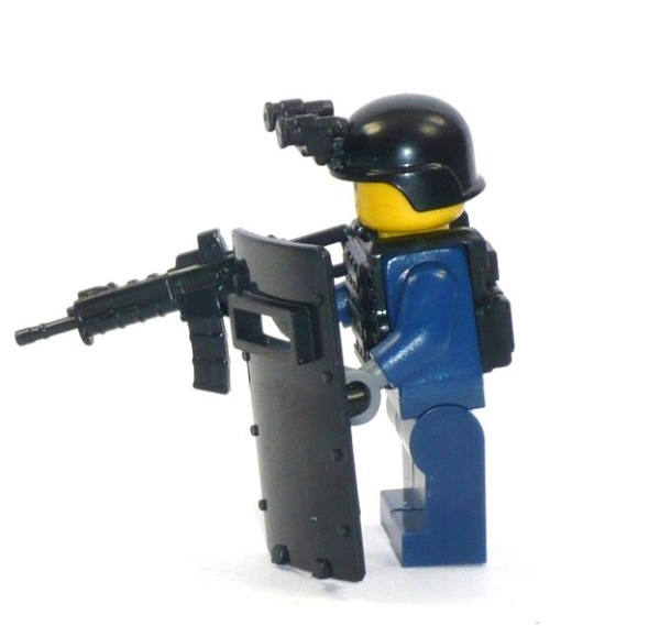 Custom Figure SWAT soldier with CombatBrick weapen and much accessories made of LEGO bricks blue